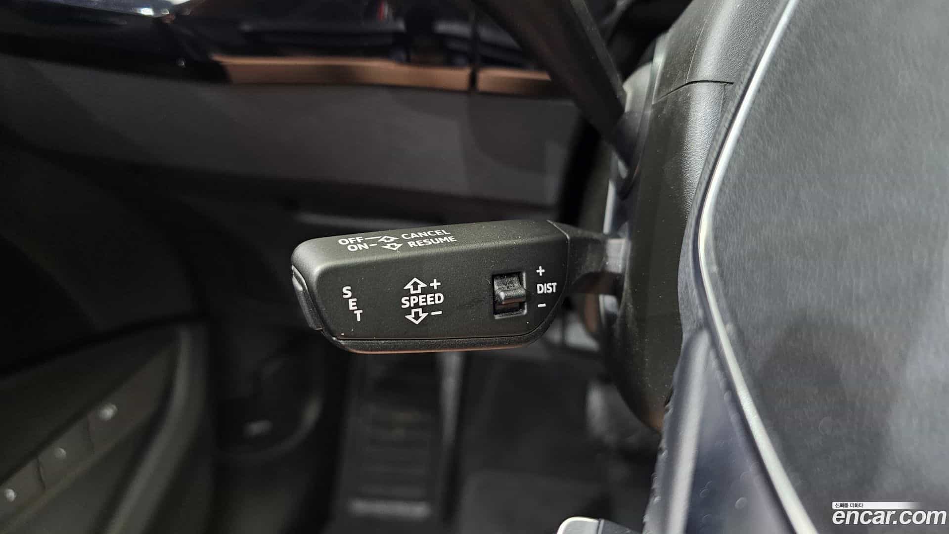 e-tron Audi 2021.6-OPTION-041