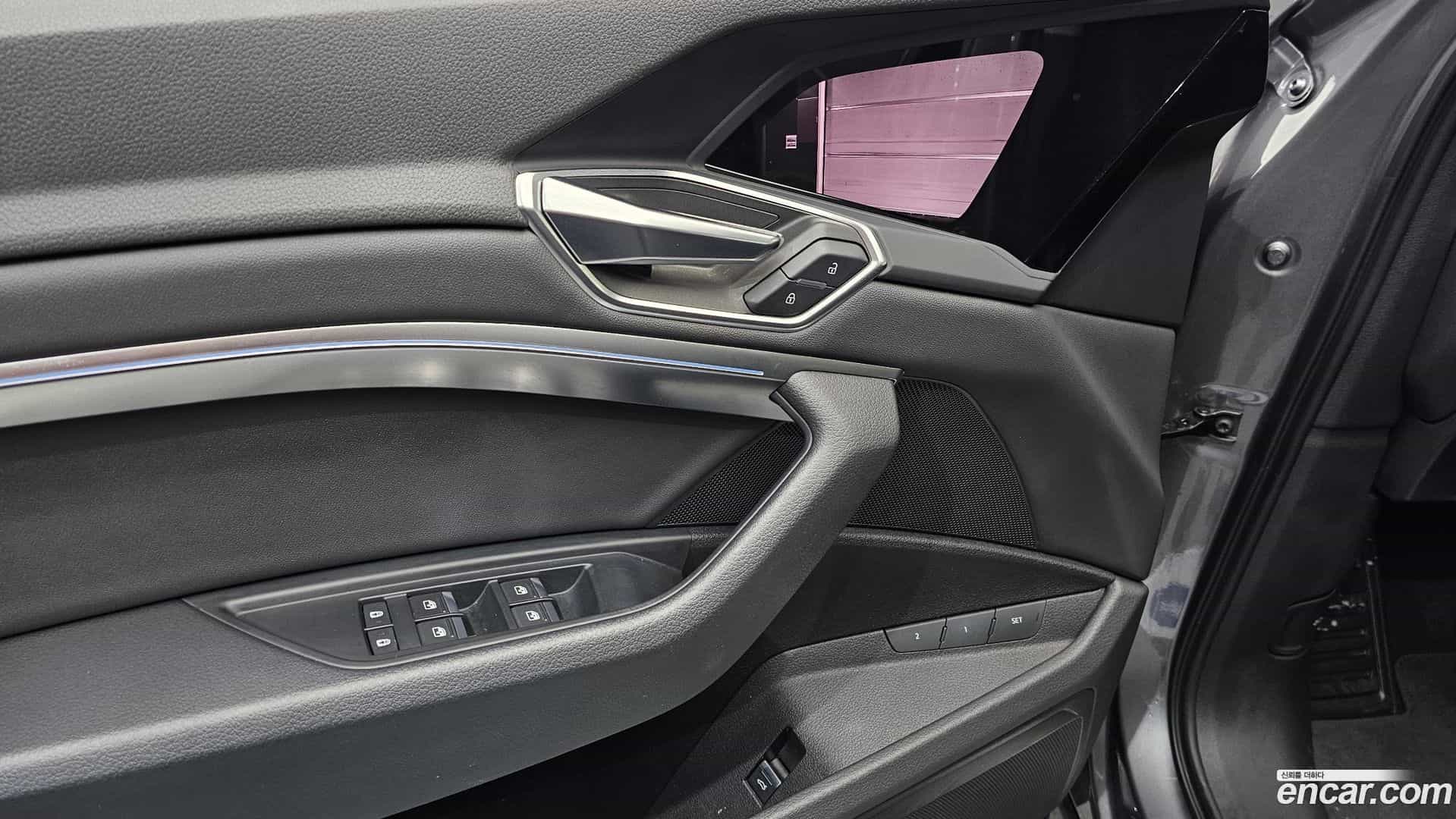 e-tron Audi 2021.6-OPTION-044