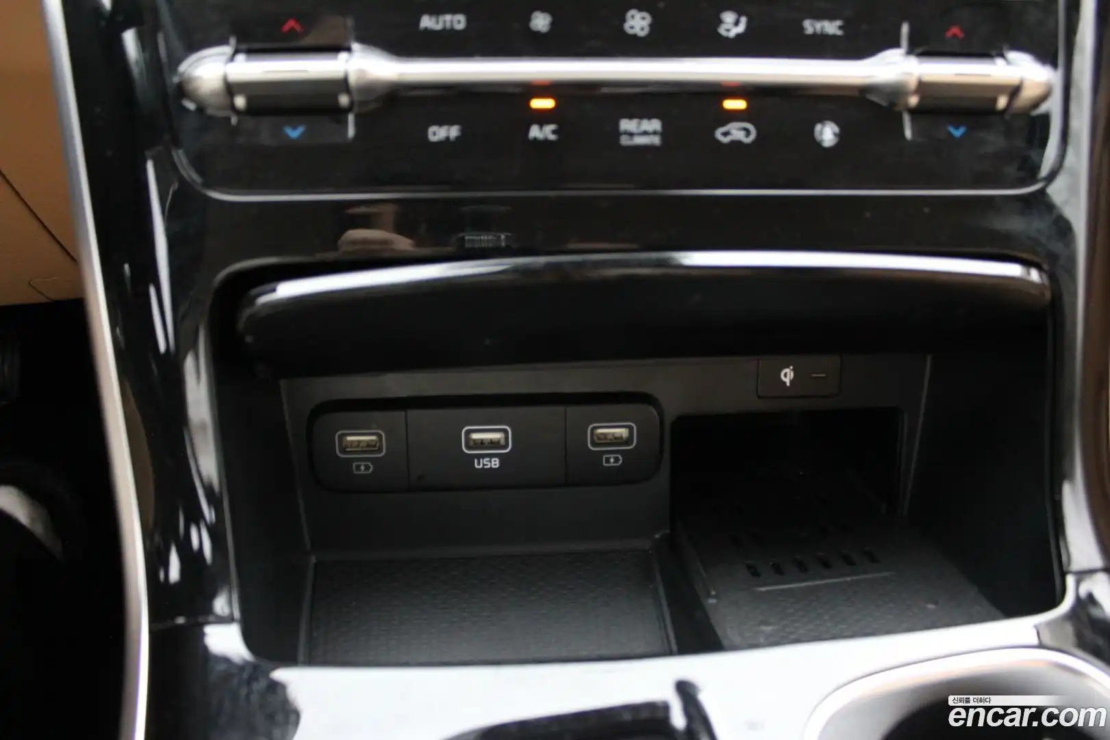 Canival Kia 2023.7-OPTION-017