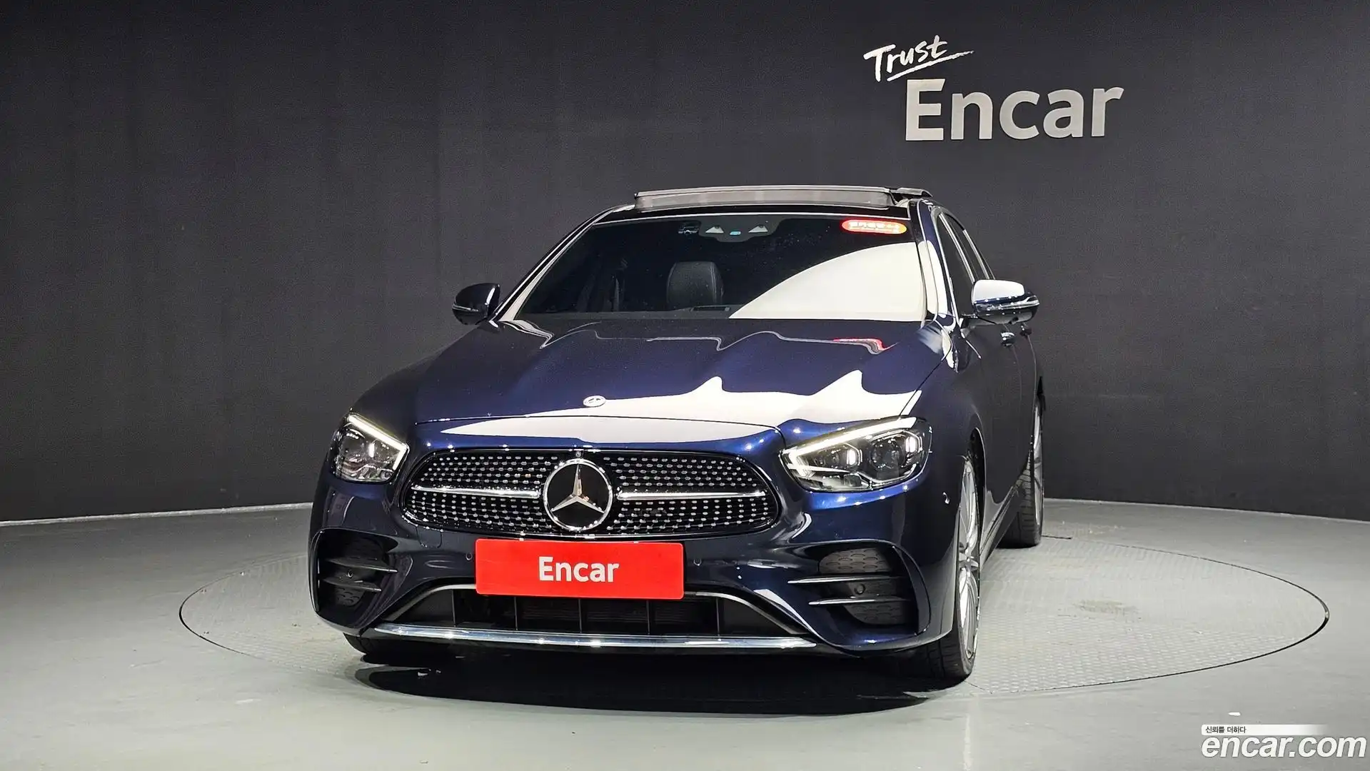 E-Class Mercedes-Benz 2022.4-OUTER-003