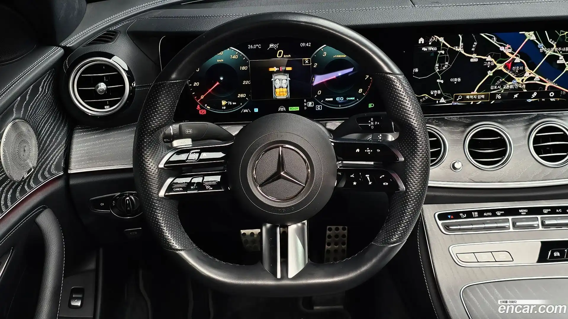 E-Class Mercedes-Benz 2022.4-OPTION-017