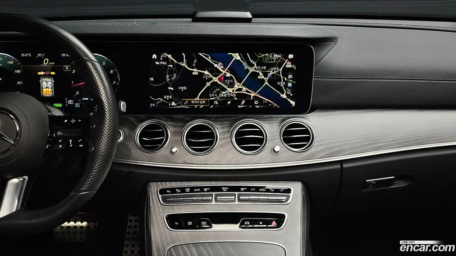 E-Class Mercedes-Benz 2022.4-OPTION-019