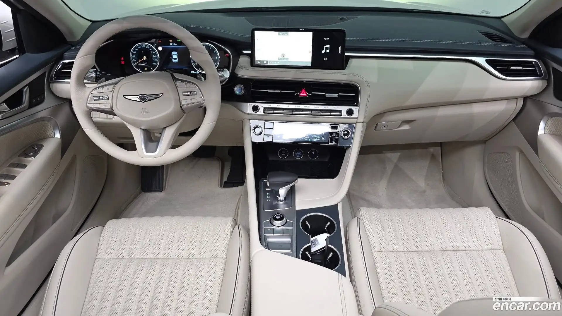 G70 Genesis 2025.11-INNER-007