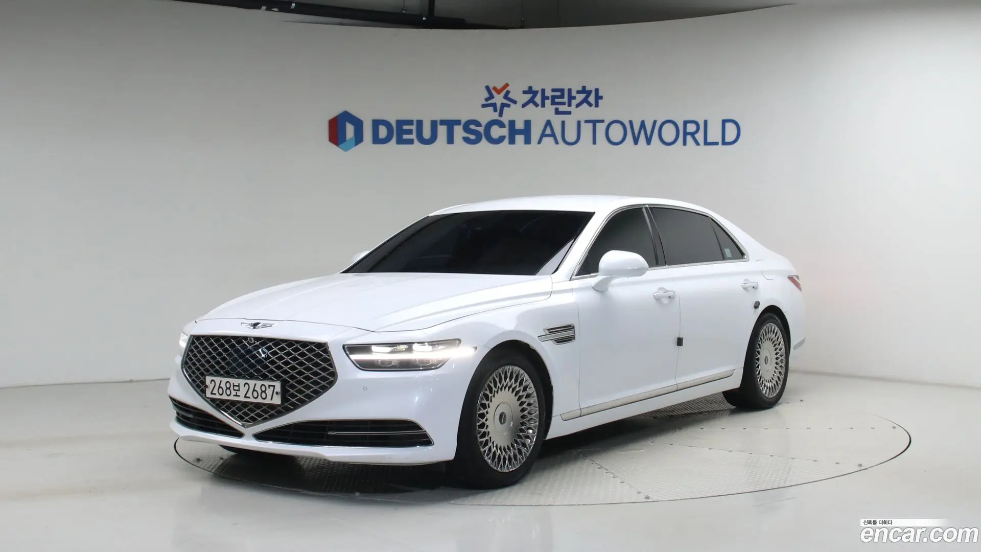 Main__Slider__Photo:G90 Genesis 2019.0-0