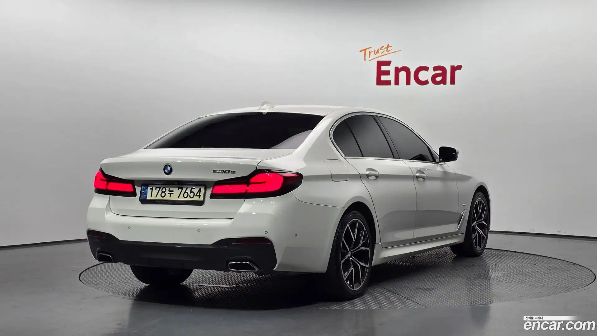 5-Series BMW 2021.4-OUTER-002