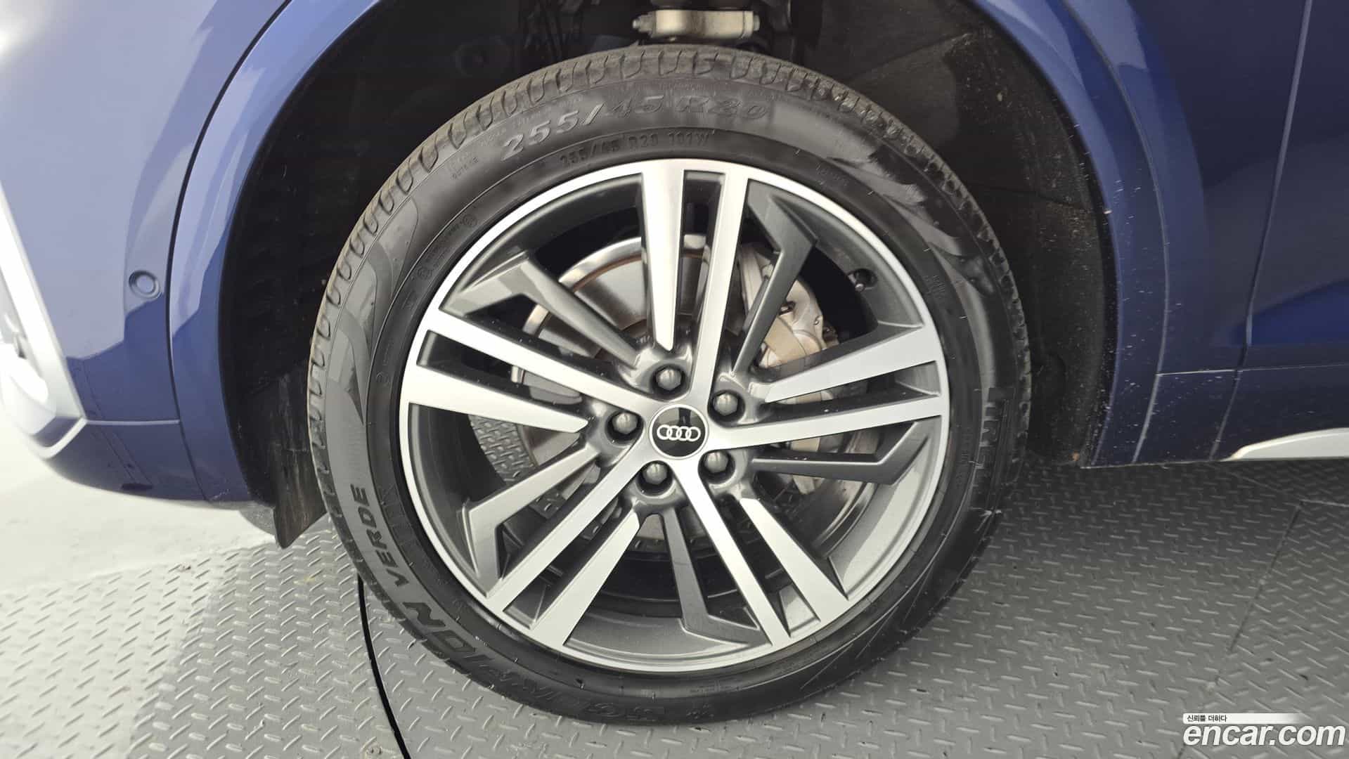 Q5 Audi 2021.6-OUTER-031