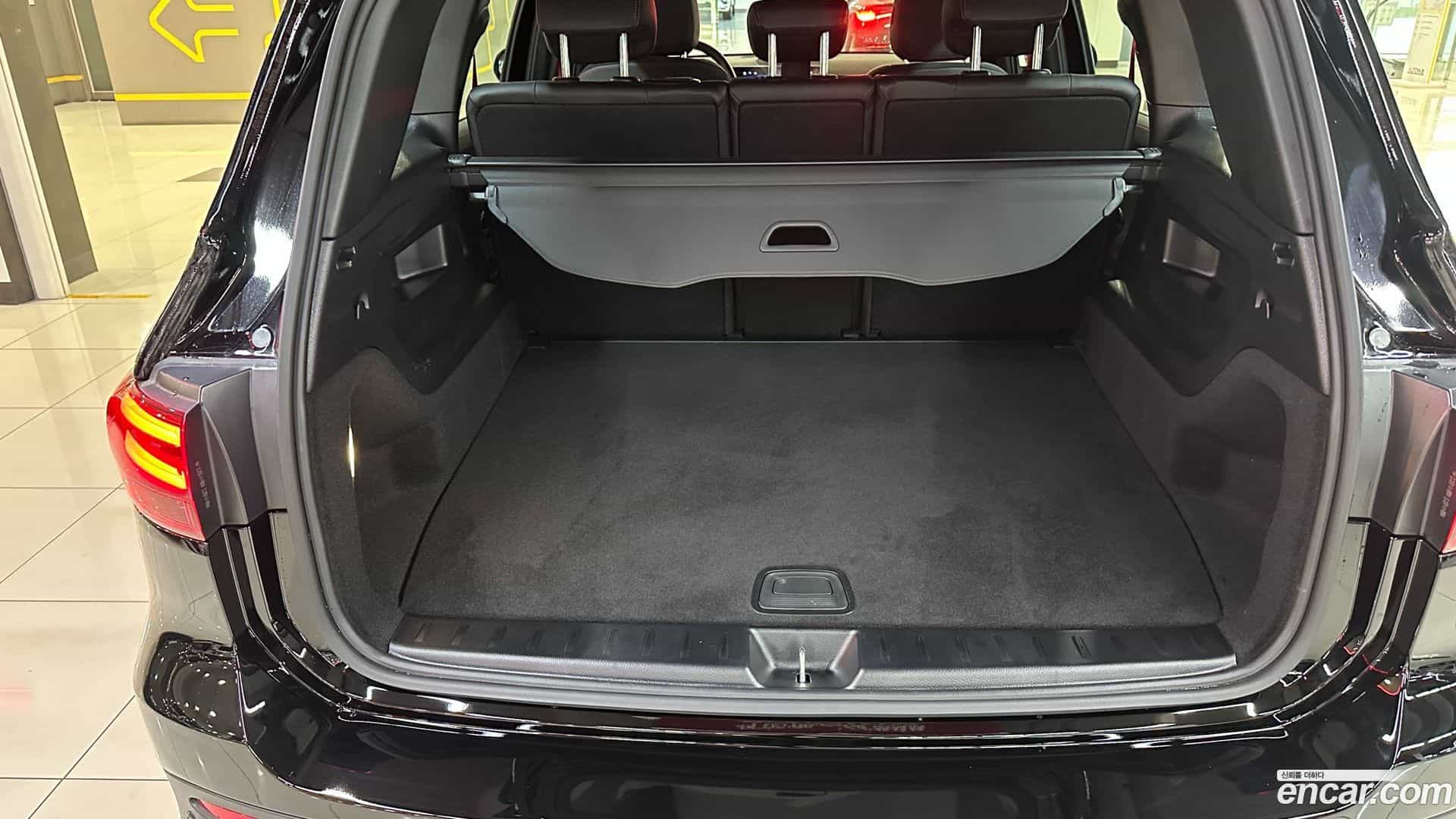 GLB-Class Mercedes-Benz 2025.8-OPTION-021