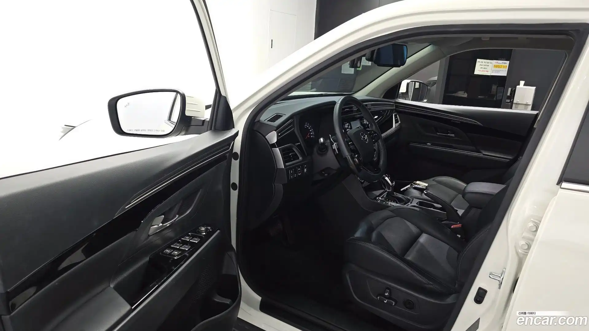 KORANDO KG Mobility 2019.9-INNER-010