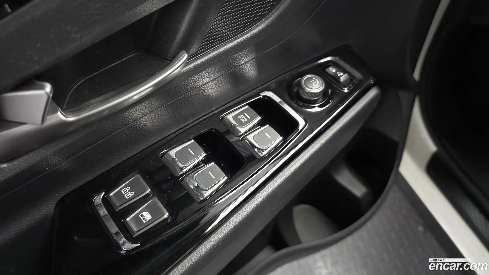 KORANDO KG Mobility 2019.9-OPTION-023