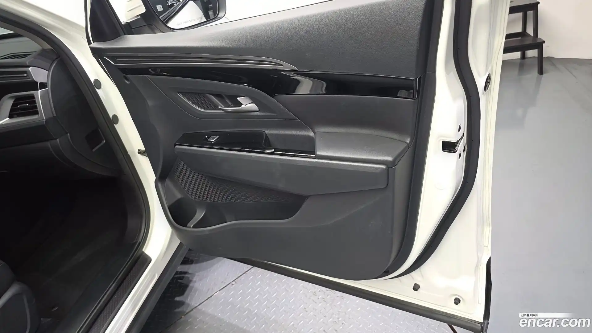 KORANDO KG Mobility 2019.9-INNER-034