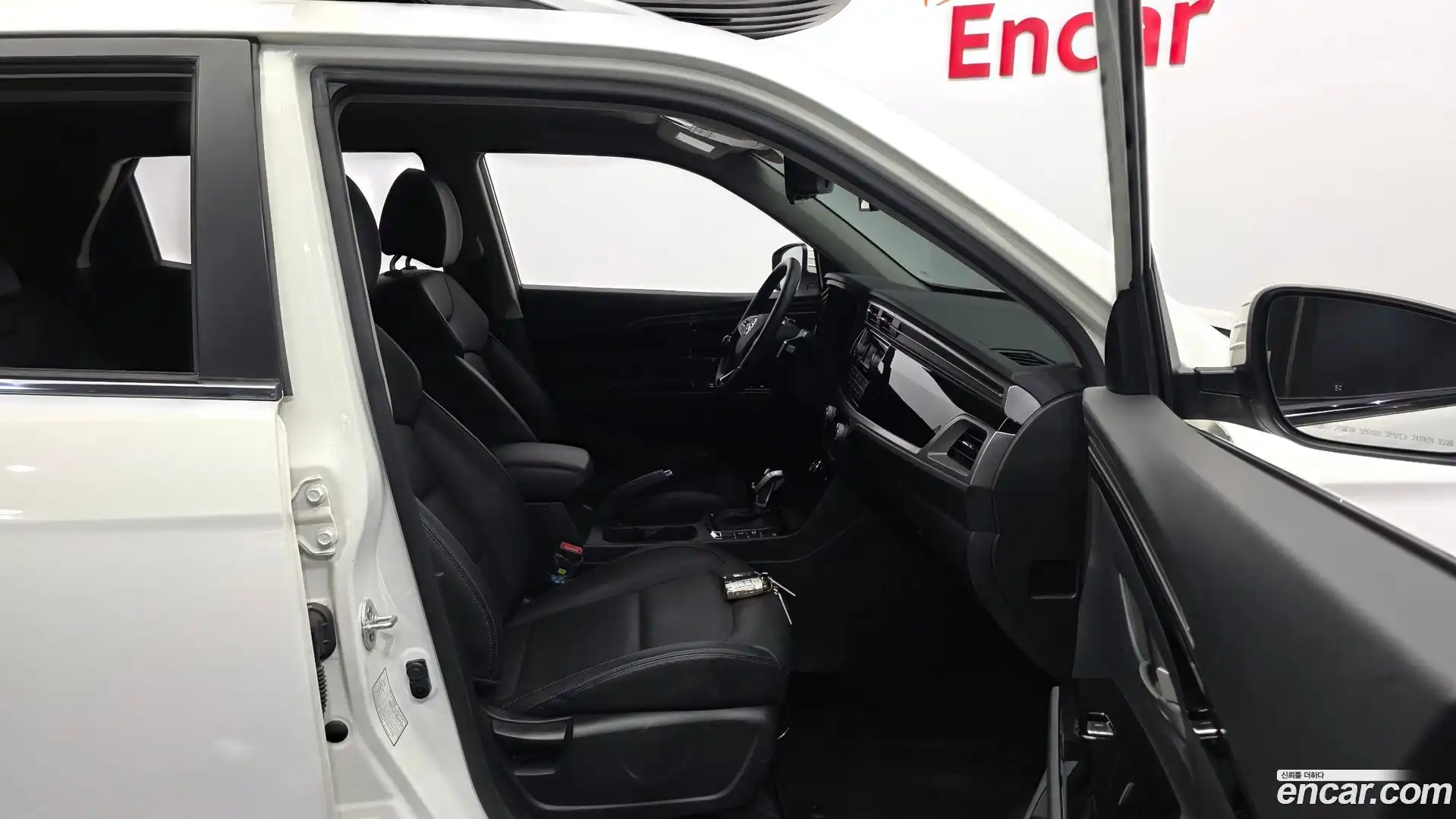 KORANDO KG Mobility 2019.9-INNER-036