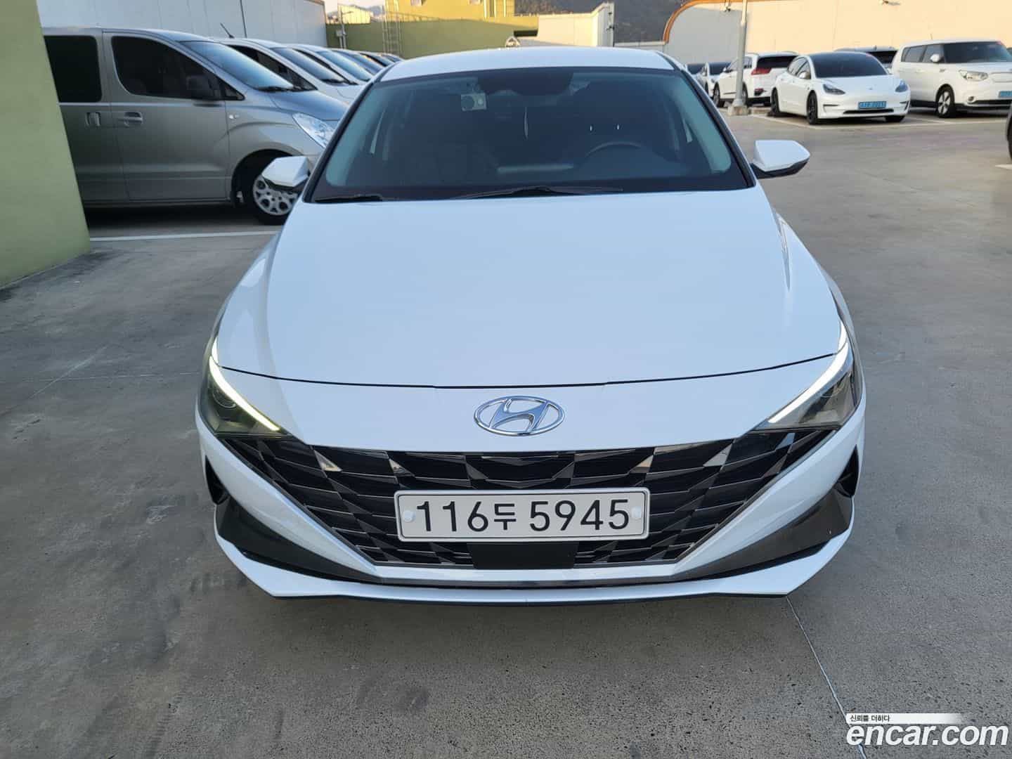 AVANTE Hyundai 2021.9-OUTER-001