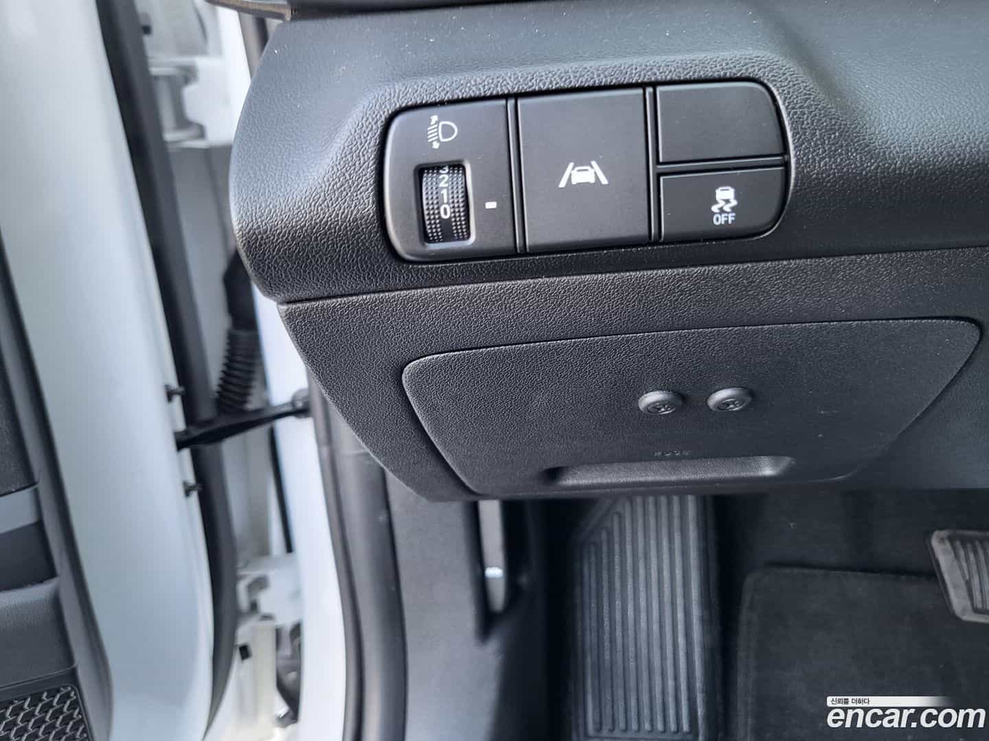 AVANTE Hyundai 2021.9-OPTION-015
