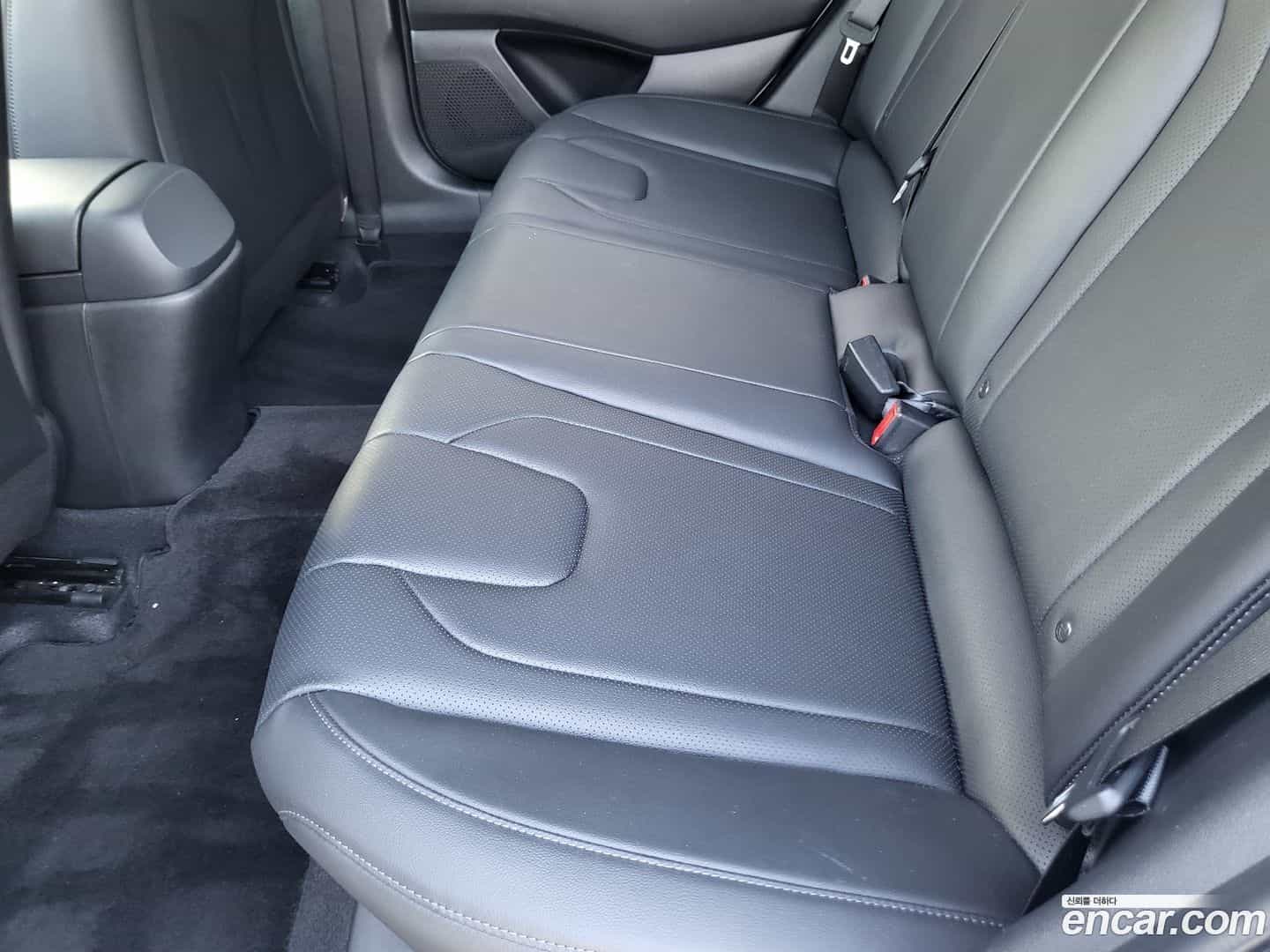 AVANTE Hyundai 2021.9-OPTION-018