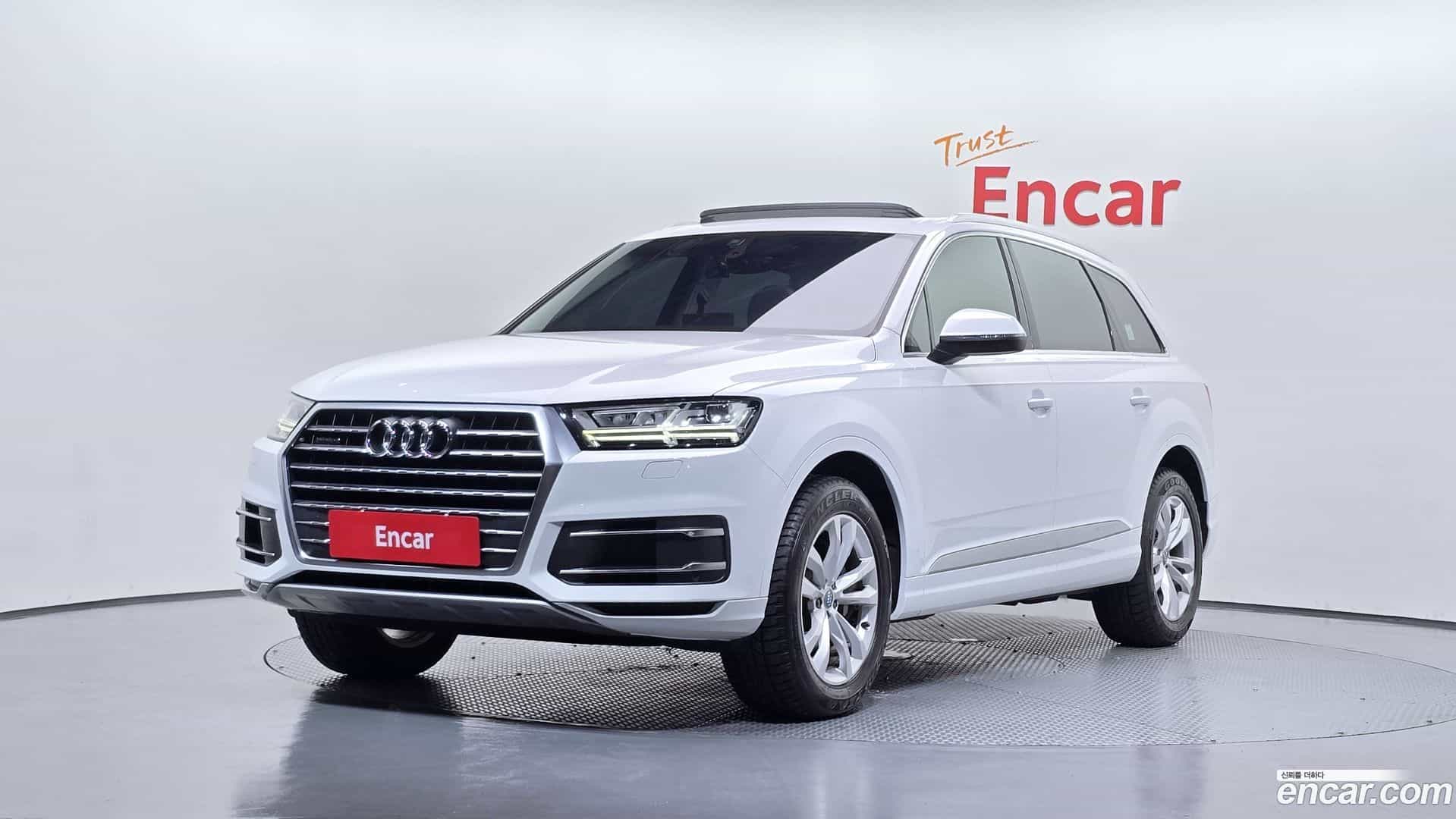 Q7 Audi 2019.8-OUTER-001