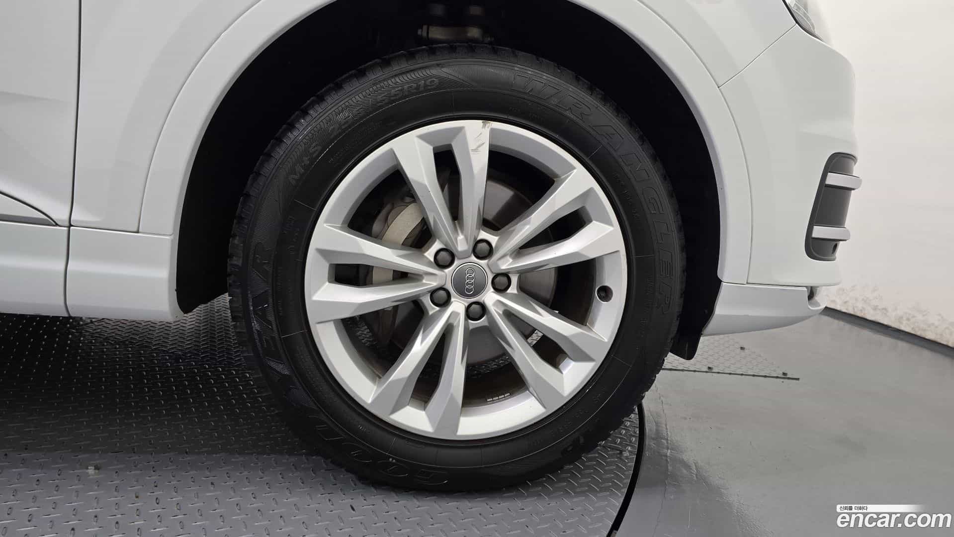 Q7 Audi 2019.8-OUTER-031