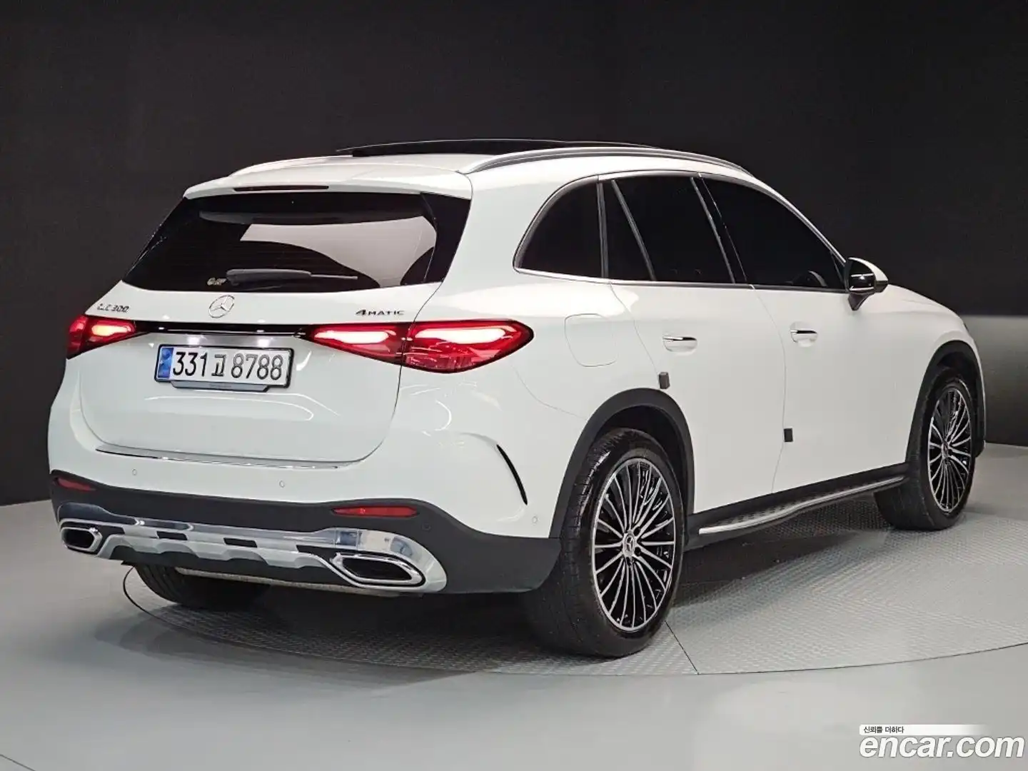 GLC-Class Mercedes-Benz 2023.9-OUTER-004
