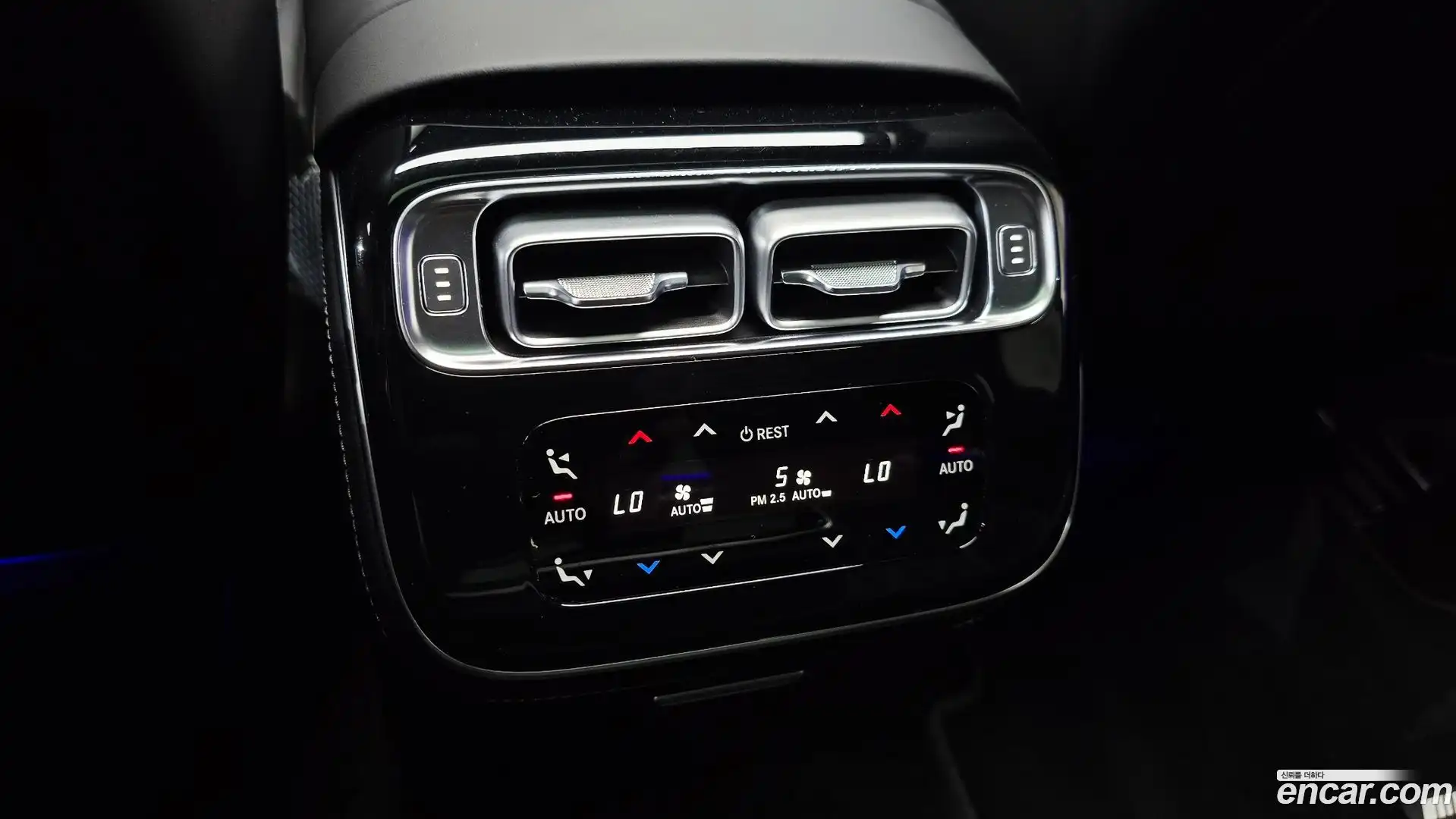 S-Class Mercedes-Benz 2022.1-OPTION-042