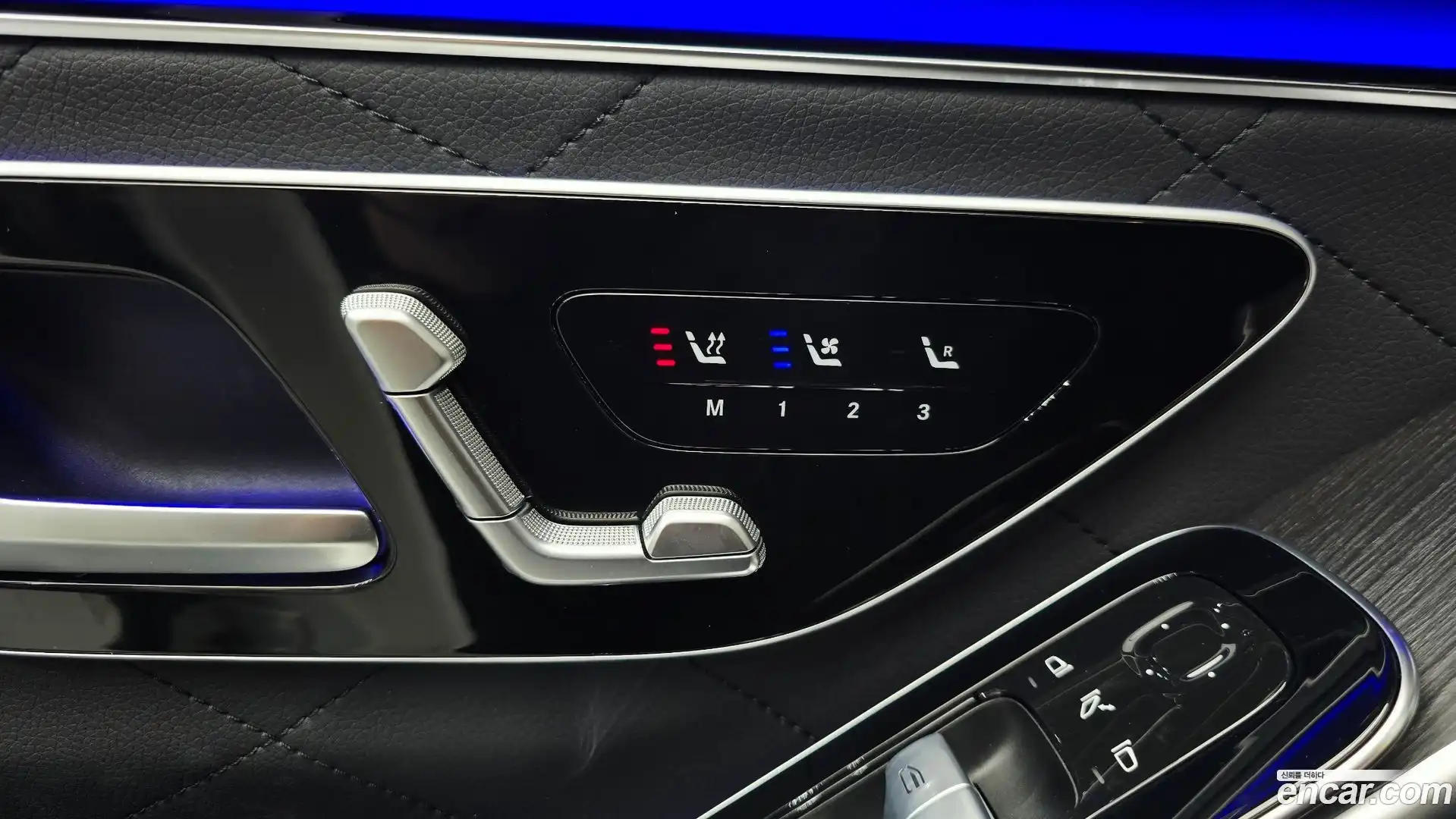S-Class Mercedes-Benz 2022.1-OPTION-043