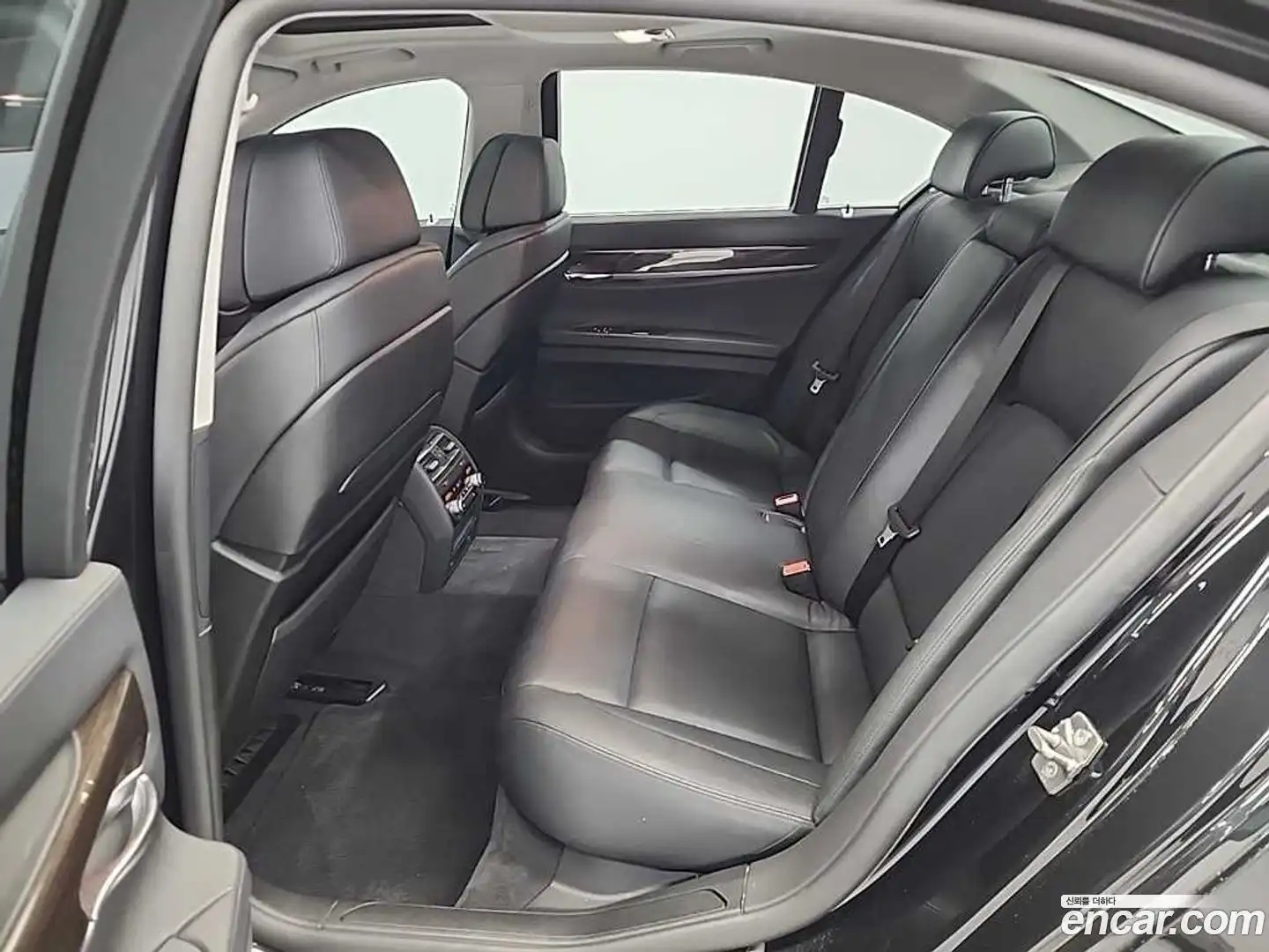 7-Series BMW 2012.3-OPTION-016