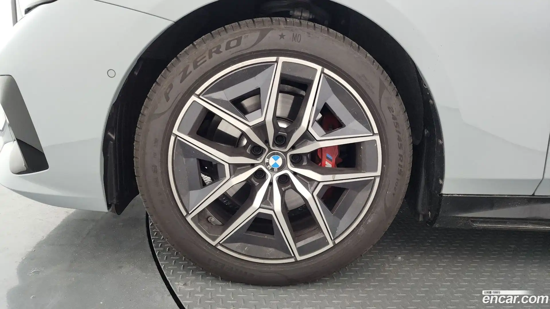 5-Series BMW 2025.11-OUTER-005