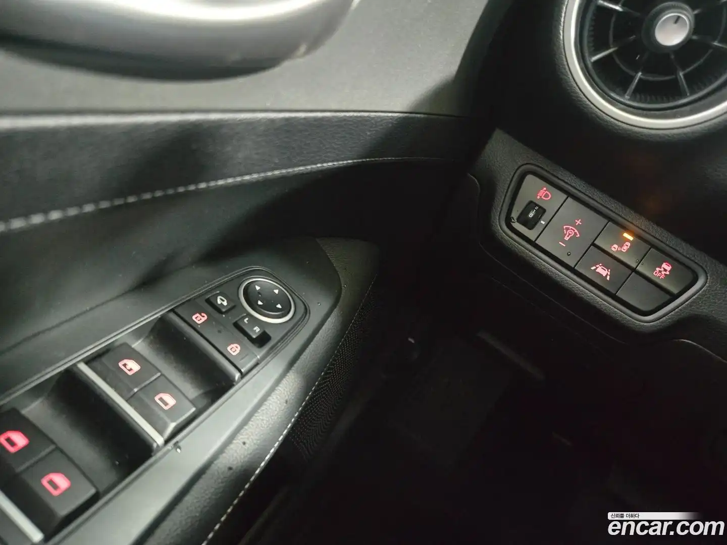 K3 Kia 2019.0-OPTION-016