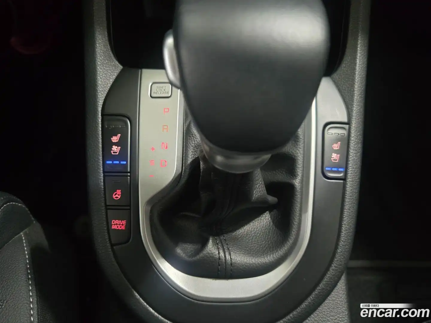 K3 Kia 2019.0-OPTION-017
