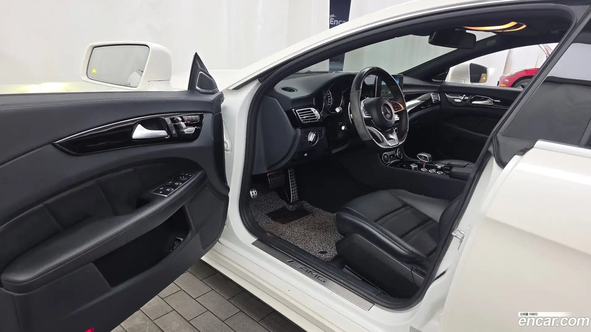 CLS-Class Mercedes-Benz 2017.5-INNER-010