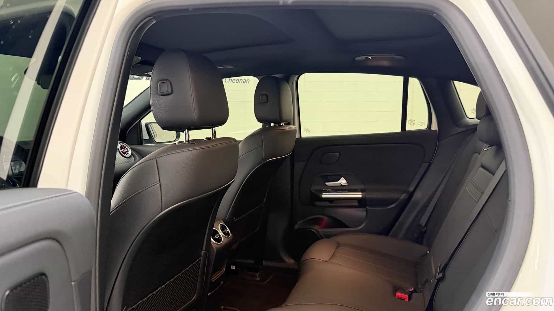 EQA Mercedes-Benz 2025.7-OPTION-023