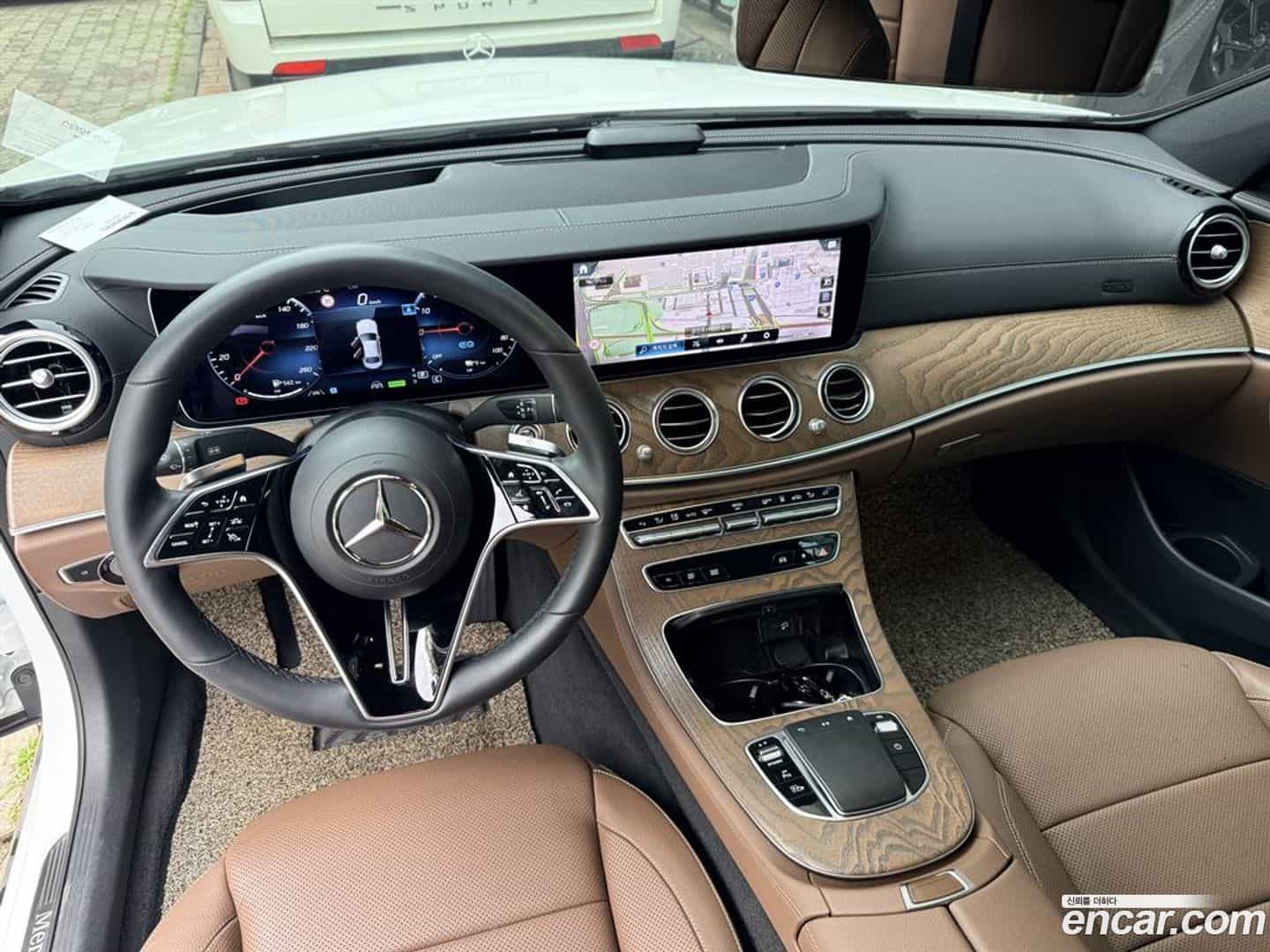 E-Class Mercedes-Benz 2021.2-OUTER-006