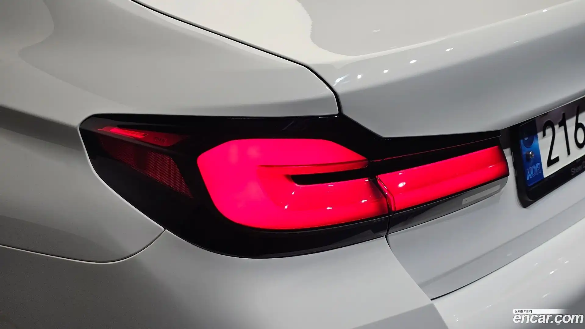 5-Series BMW 2022.9-OUTER-033