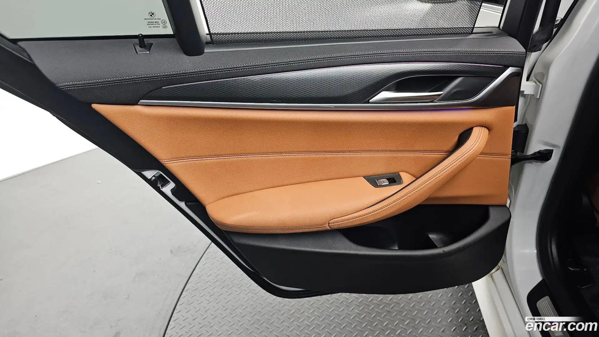 5-Series BMW 2022.9-INNER-035