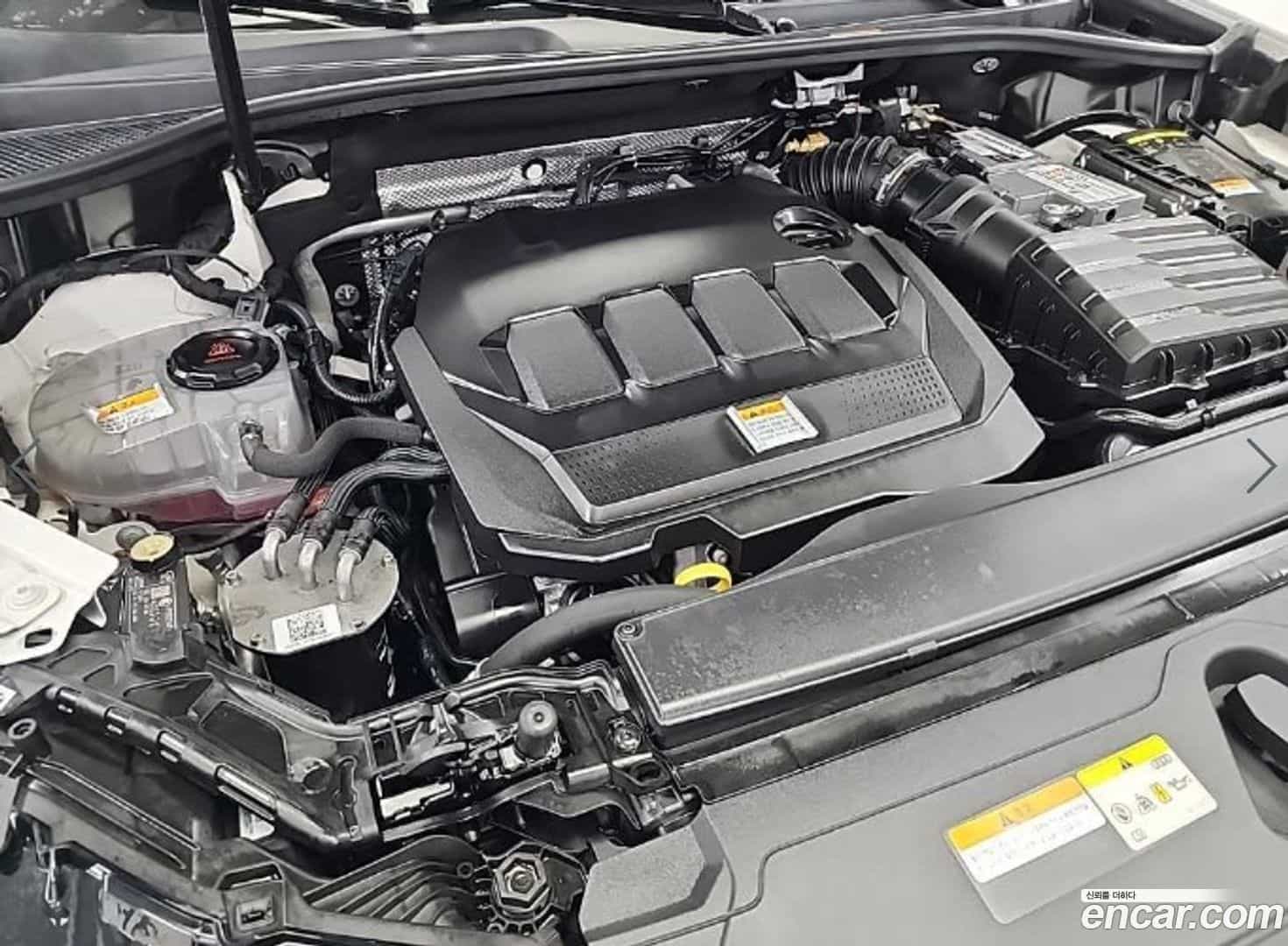 Q3 Audi 2022.5-OUTER-005