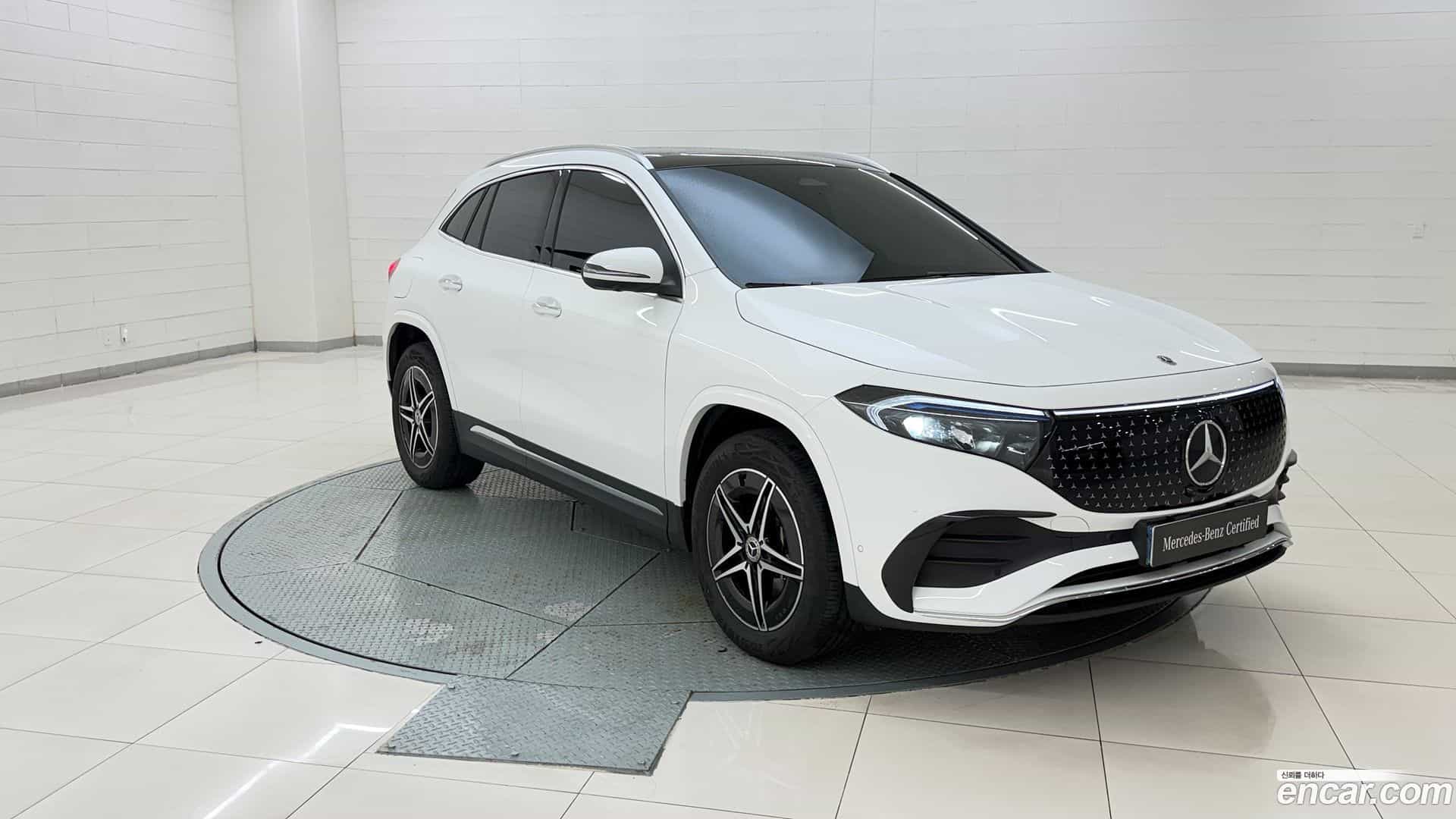 EQA Mercedes-Benz 2025.7-INNER-007