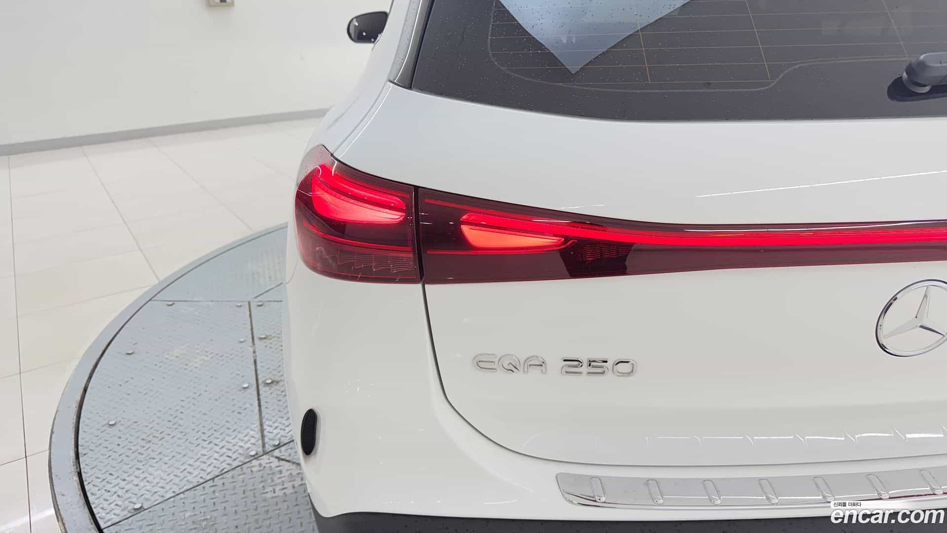 EQA Mercedes-Benz 2025.7-OPTION-015