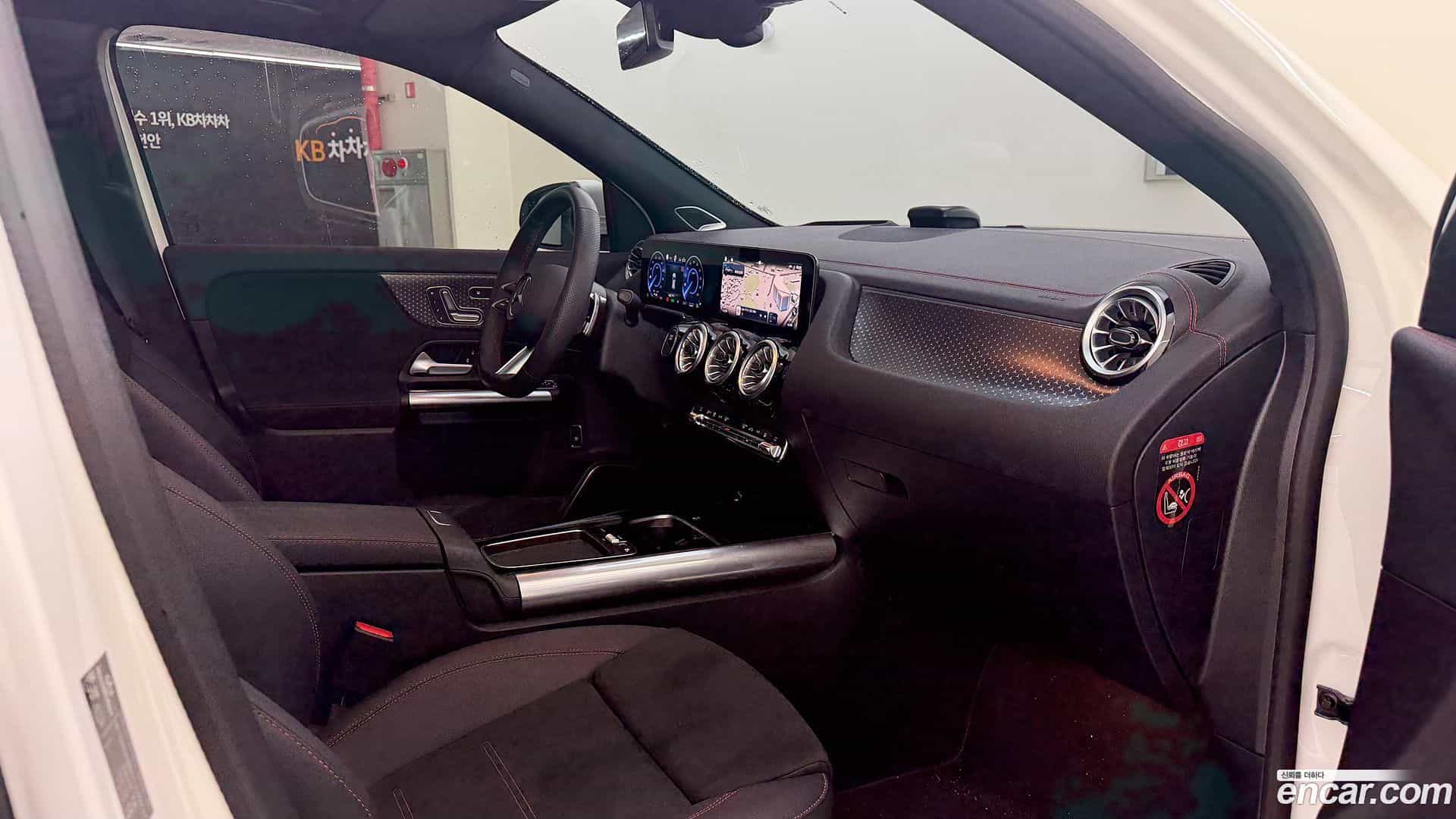 EQA Mercedes-Benz 2025.7-OPTION-021