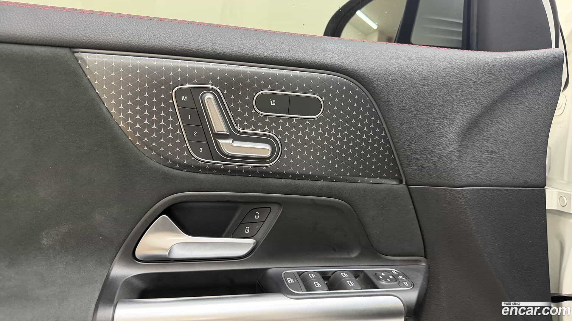 EQA Mercedes-Benz 2025.7-OPTION-024