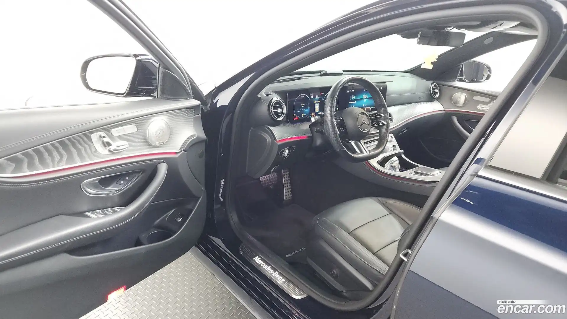 E-Class Mercedes-Benz 2021.3-INNER-010