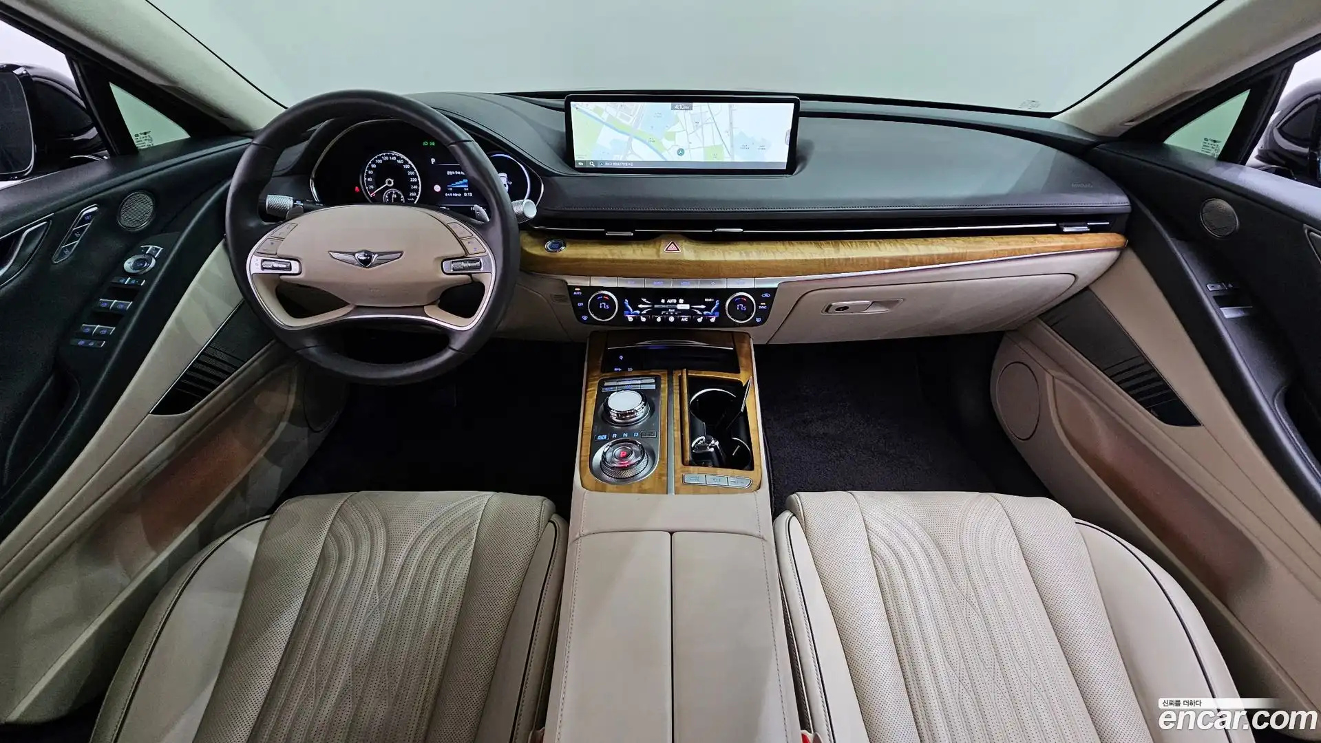 G80 Genesis 2023.0-INNER-007