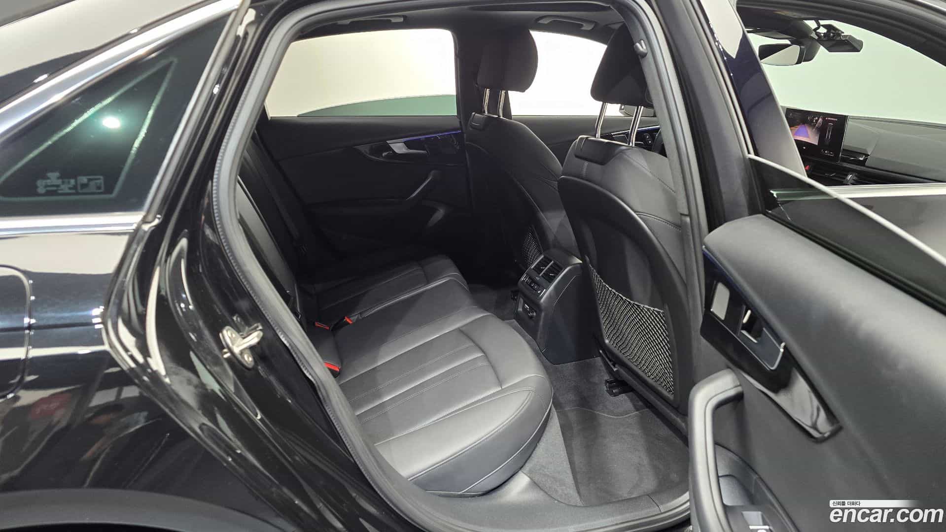 A4 Audi 2021.10-OPTION-015
