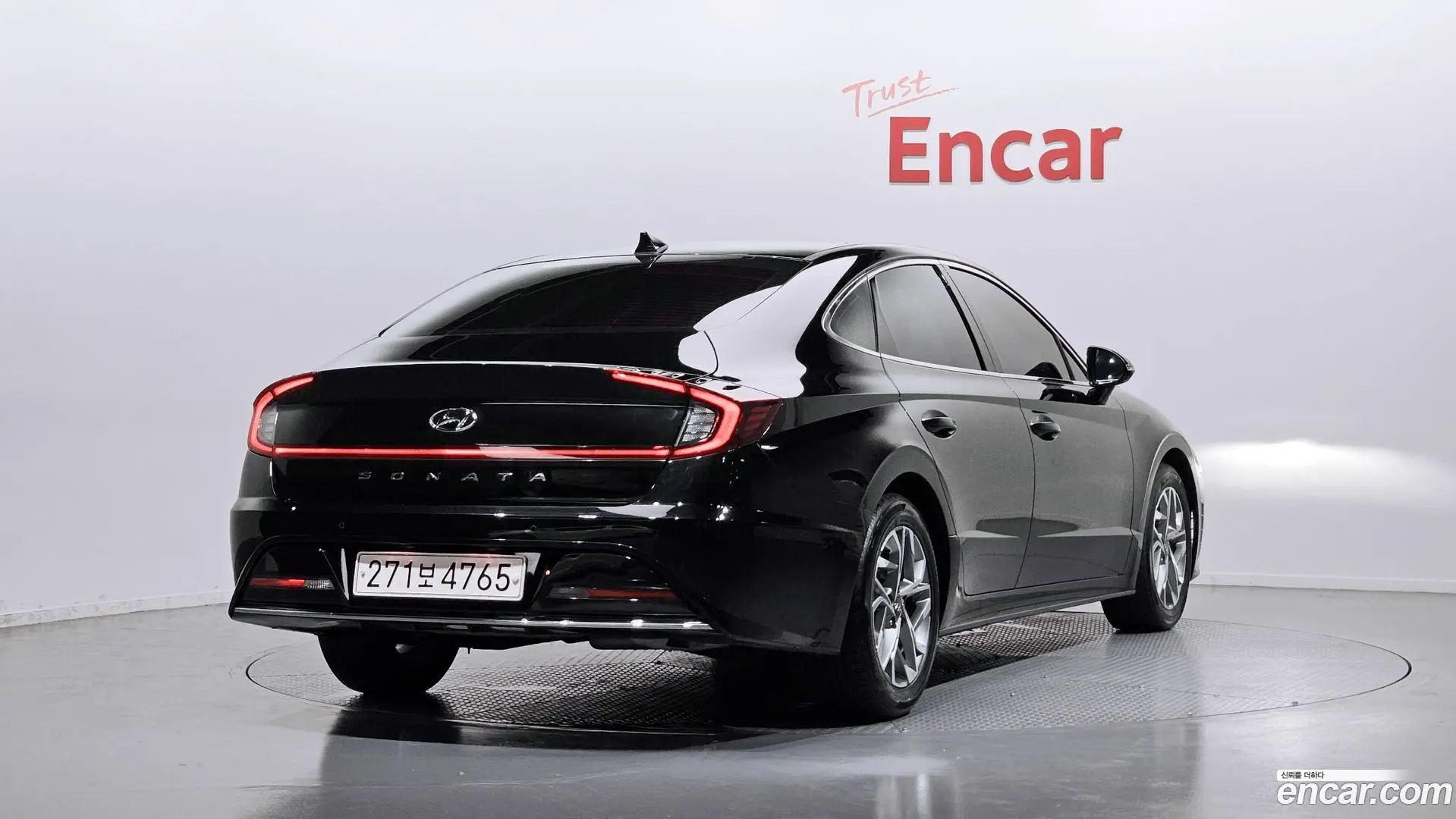Main__Slider__Photo:Sonata Hyundai 2022.3-1