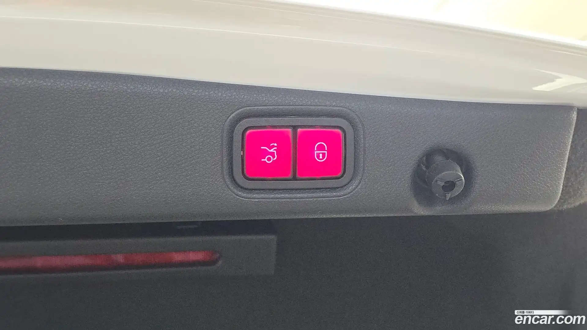 E-Class Mercedes-Benz 2022.4-INNER-036
