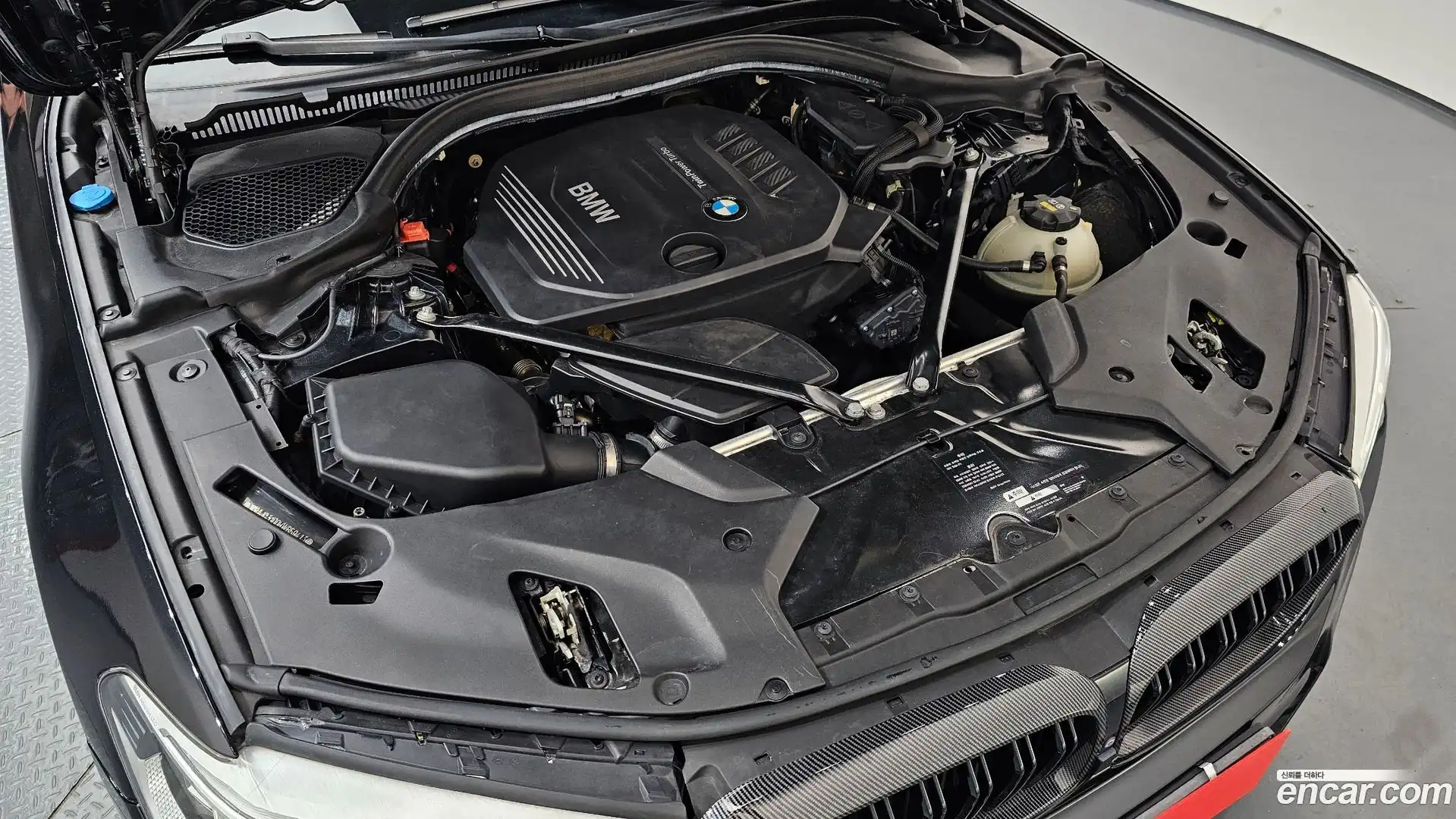 5-Series BMW 2017.5-OUTER-006