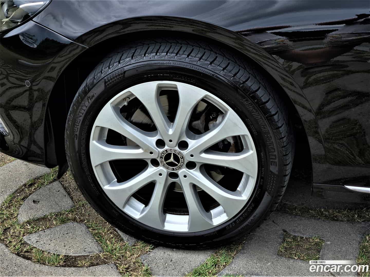 E-Class Mercedes-Benz 2019.8-OUTER-005