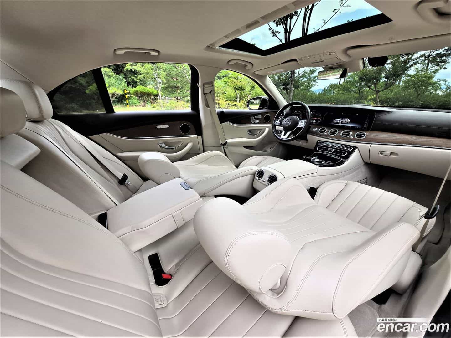 E-Class Mercedes-Benz 2019.8-INNER-010