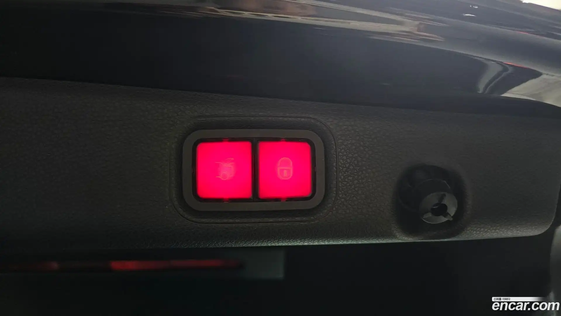 E-Class Mercedes-Benz 2020.11-OPTION-043