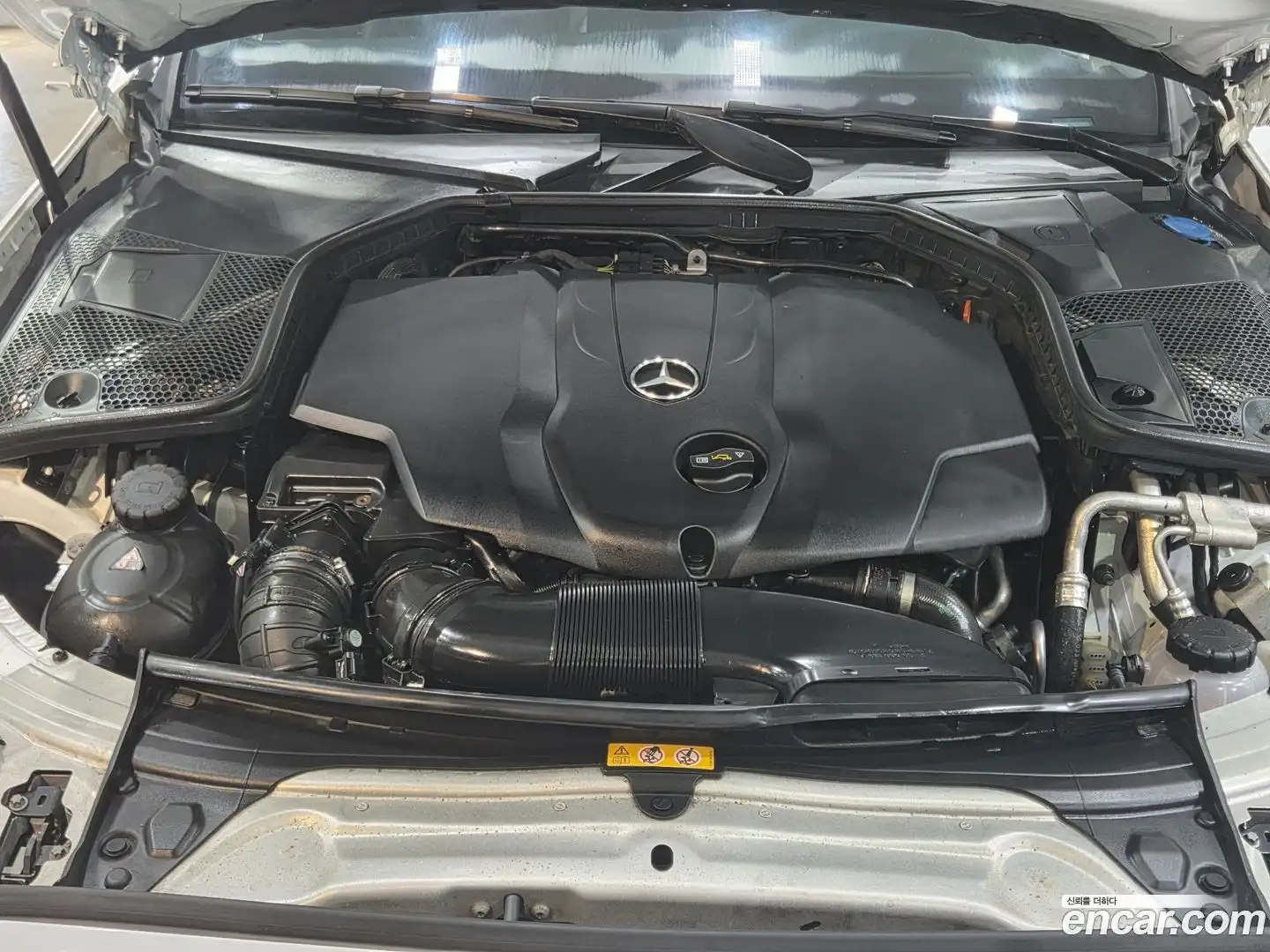C-Class Mercedes-Benz 2017.5-OPTION-019