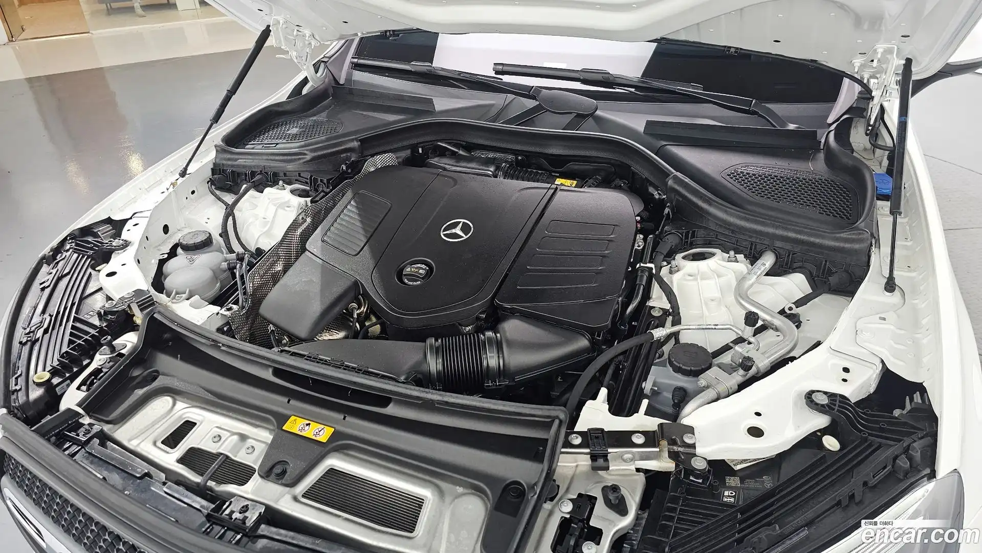 GLC-Class Mercedes-Benz 2024.2-OUTER-006