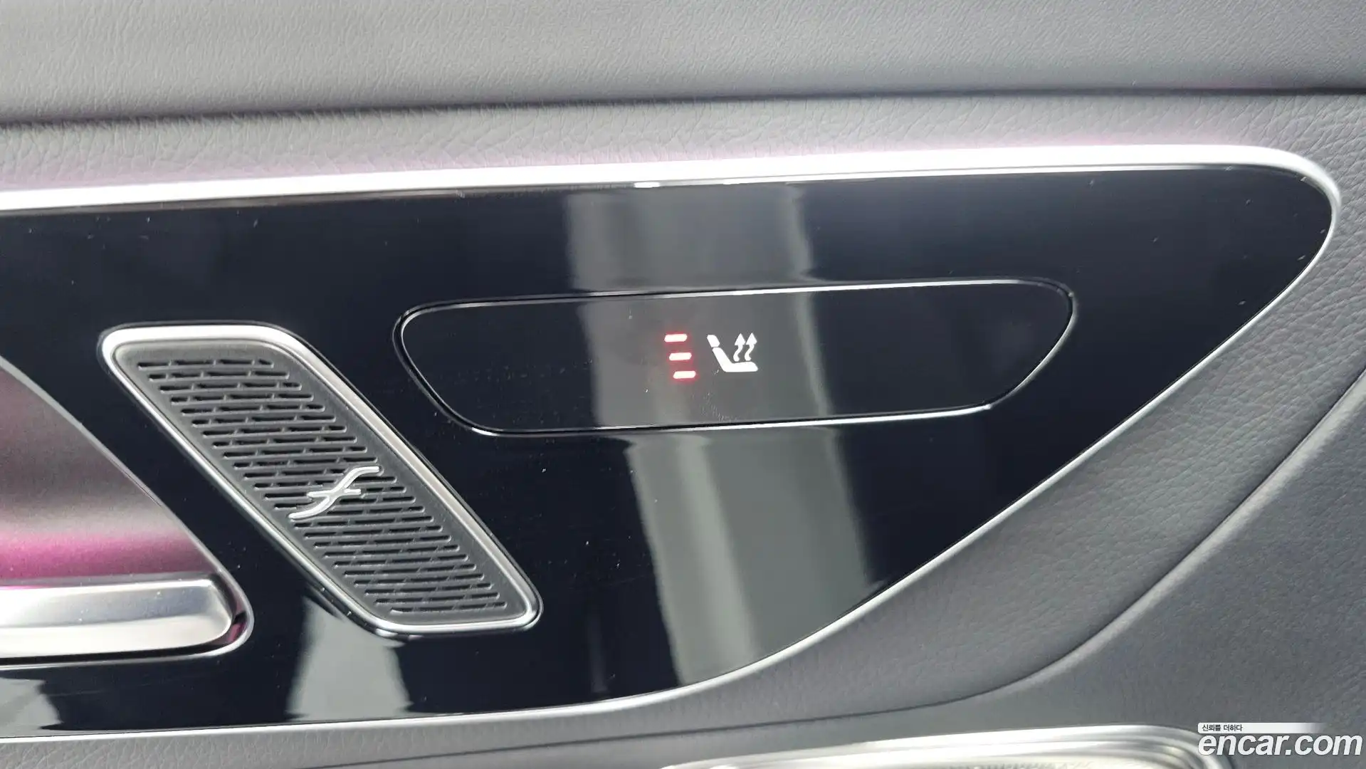 GLC-Class Mercedes-Benz 2024.2-OPTION-042