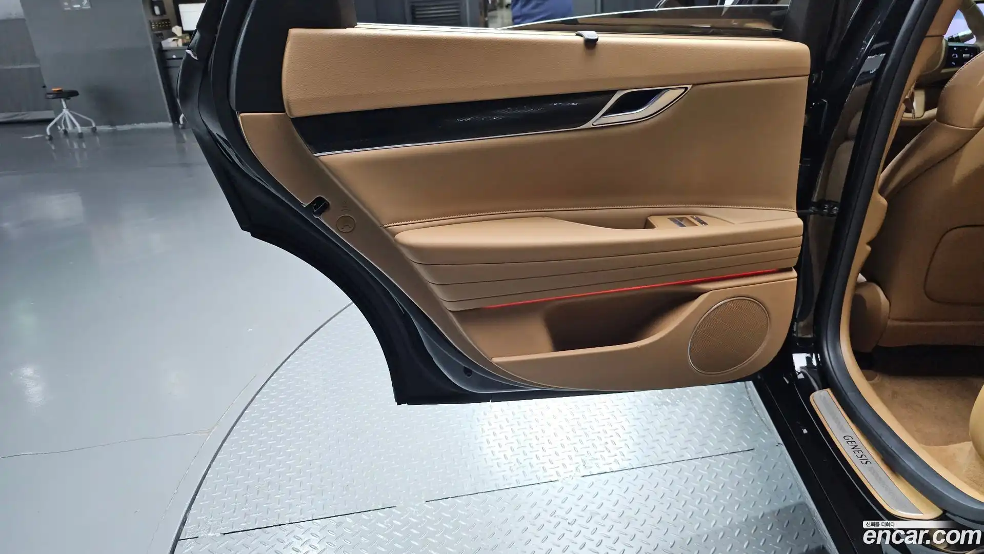G80 Genesis 2024.6-INNER-035